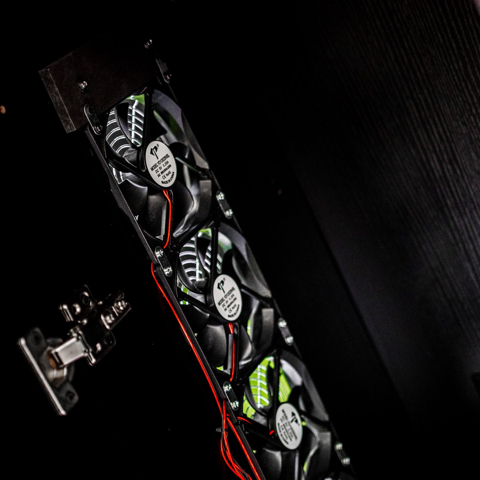 Golfbays Golf Simulator PC Cabinet